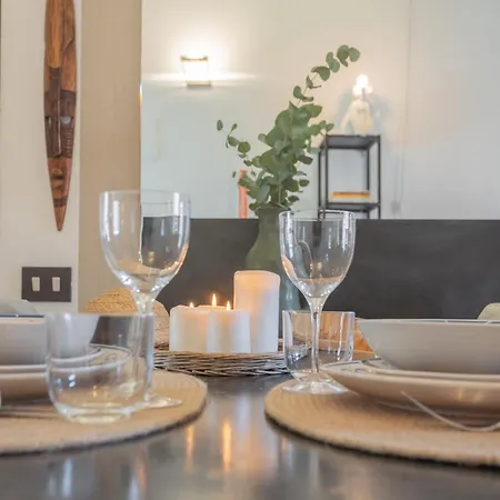 Pretty In Old Town By Rent Carate Urio