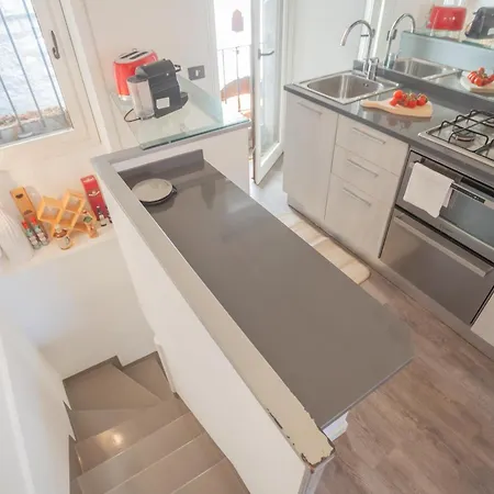 Pretty In Old Town By Rent