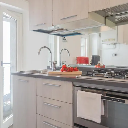 Pretty In Old Town By Rent *