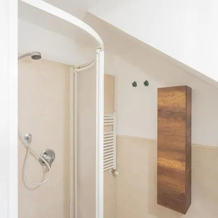 Pretty In Old Town By Rent * Carate Urio