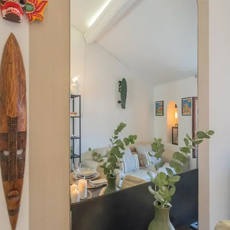 Pretty In Old Town By Rent Carate Urio