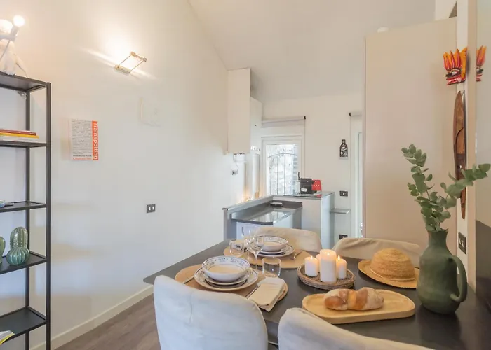 Pretty In Old Town By Rent *