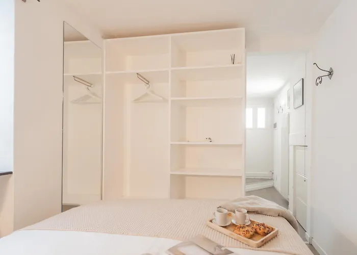 Daire Pretty In Old Town By Rent *