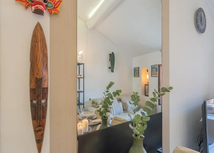 Pretty In Old Town By Rent Carate Urio