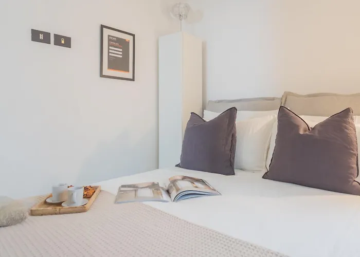 Pretty In Old Town By Rent *